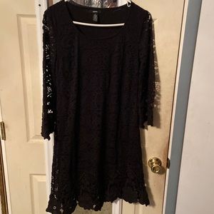 Alfani black lace flower print dress! Worn once! Stretchy material!